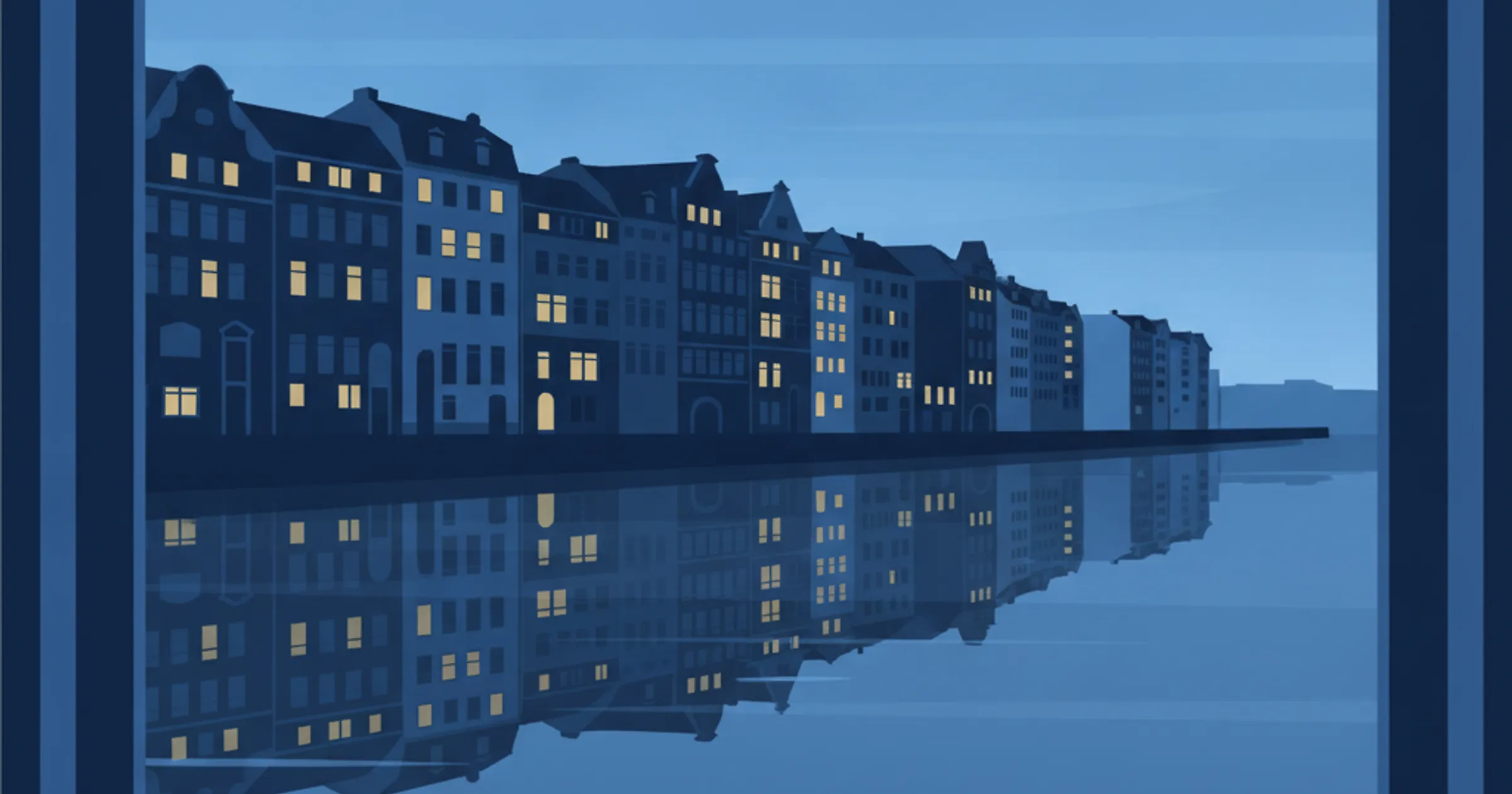Gründerzeitliche Fassadenreihe am Alsterufer mit erleuchteten Fenstern, gespiegelt im ruhigen Wasser, Blick durch ein hohes Fenster